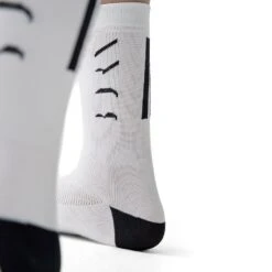 Born Living Yoga Des Chaussettes Tech -TRADEINN Soldes born living yoga des chaussettes tech 2