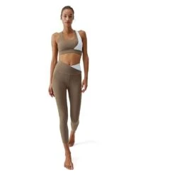 Born Living Yoga Haut De Sport Soutien Moyen-élevé Cleo 8 Born Living Yoga Haut De Sport Soutien Moyen-élevé Cleo -TRADEINN Soldes born living yoga haut de sport soutien moyen eleve cleo 3