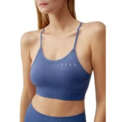 Born Living Yoga Sommet Indu